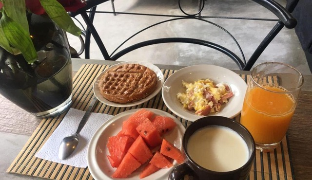 Hogar de Adriane Bed and breakfast cerca al aeropuerto