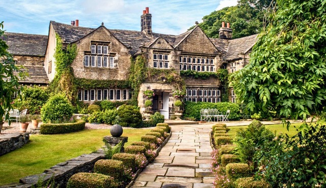 Holdsworth House