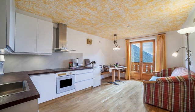 Holiday Accommodation "Oacherhof Ferienwohnung Hochwart" with Wi-Fi