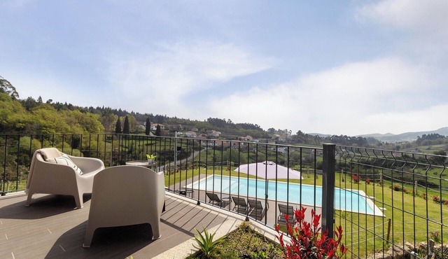 Holiday Home 'Casa Do Mordomo' with Mountain View, Wi-Fi and Air Conditioning