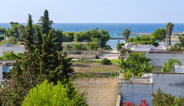 Holiday Accommodation "Villa Grecale" with garden and walking distance to the sea