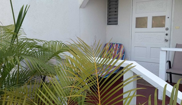 Holiday accommodation 1 minute walk to west coast beach!