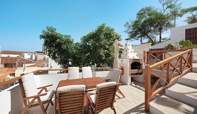 Holiday Accommodation "Casa Sol 21 B Garachico" with terrace
