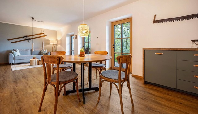 Holiday Accommodation "Valentin 36 Apartment Raschötz" with Wi-Fi and balcony