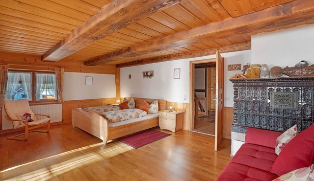 Holiday Apartment 'Bauernhaus' with Balcony and Wi-Fi