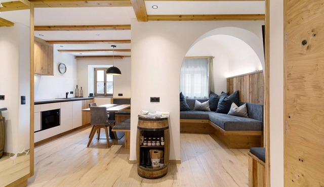 Holiday Apartment 'Bertollhof Weingenuss' with Mountain View, Shared Terrace and Wi-Fi