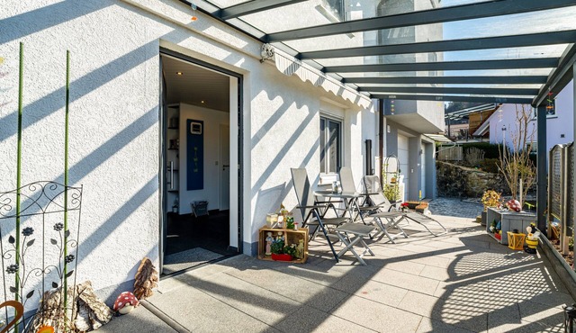 Holiday Apartment 'Huschle' with Private Terrace, Wi-Fi and Air Conditioning