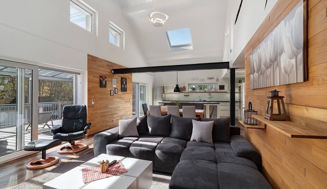 Holiday Apartment 'Forest' with Private Terrace and Wi-Fi