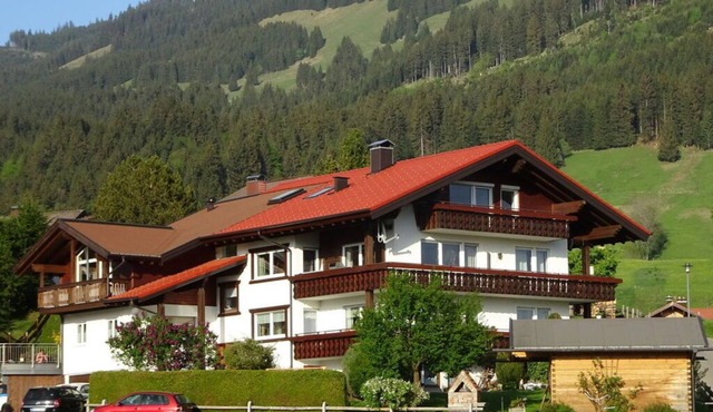 Holiday apartment Hörnerblick