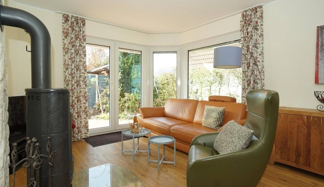 Holiday Apartment "Kiebitz Mit Sauna" with Private Terrace, Private Garden & Wi-Fi