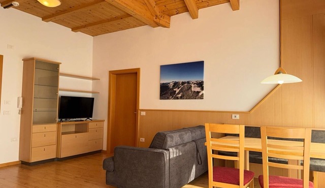 Holiday Apartment 'Linder 23' with Mountain View, Communal Pool and Wi-Fi