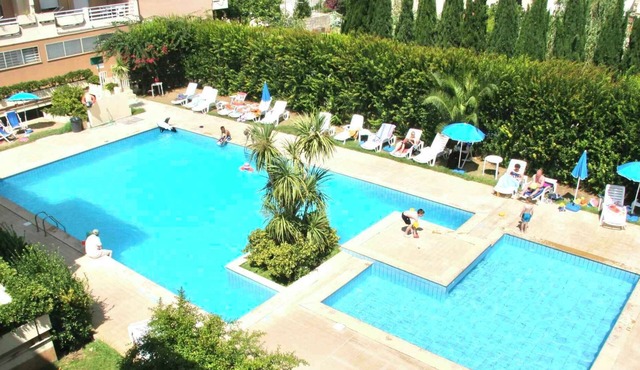 Holiday apartment mit Klimaanlage und Pool