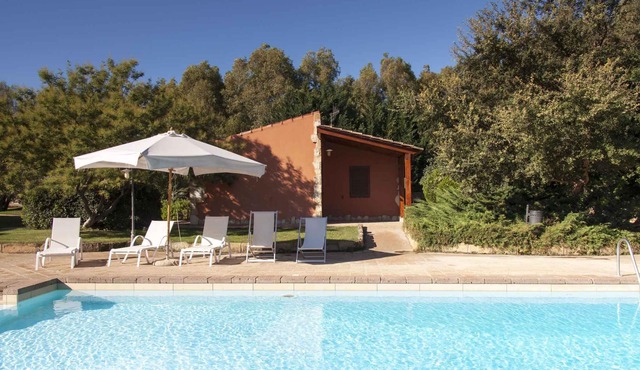 Holiday apartment mit Pool