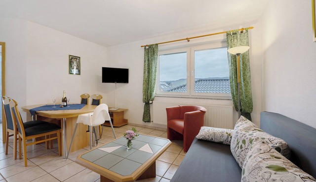 Holiday Apartment 'Tabaluga' with Mountain View, Private Garden and Wi-Fi