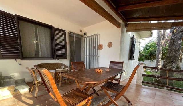(Holiday Apartment) Villa Antonella just 50 meters from the beach!