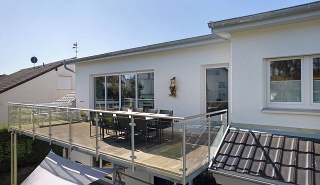Holiday Apartment "Wolf's Schwarzwald" with Balcony & Wi-Fi