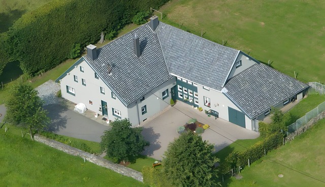 Holiday Apartment "Zum Torfstecher" – Quiet, Central Location with Mountain Views