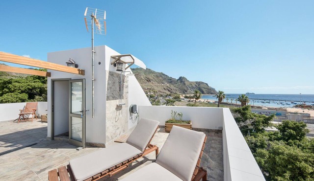 Holiday Apartment "Casa Julia 2" with Sea View, Air Conditioning & Terraces