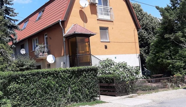 Holiday flat in Fonyód with garden