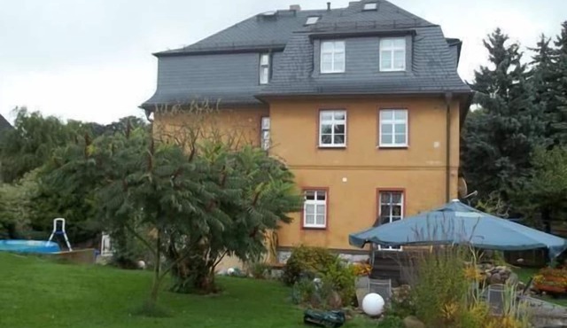 Holiday flat in Hartenstein with garden