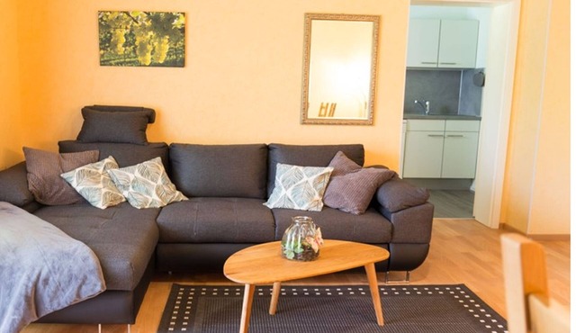 Holiday flat ‘Silvaner’ with private balcony, shared terrace and communal garden