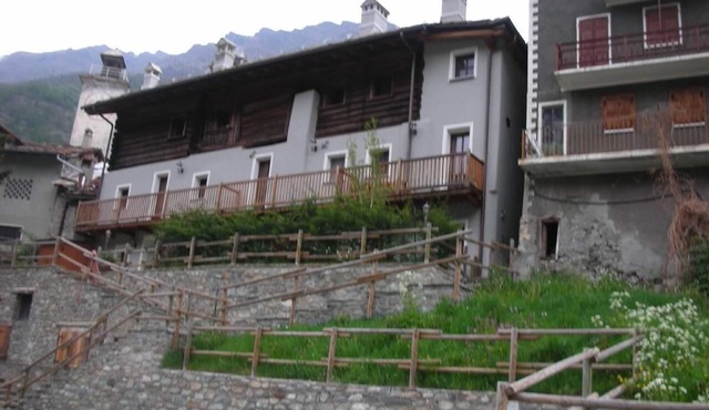 Holiday flat with mountain view