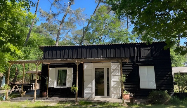 Holiday Home "Cabane Eden Pyla" with Private Terrace and Garden
