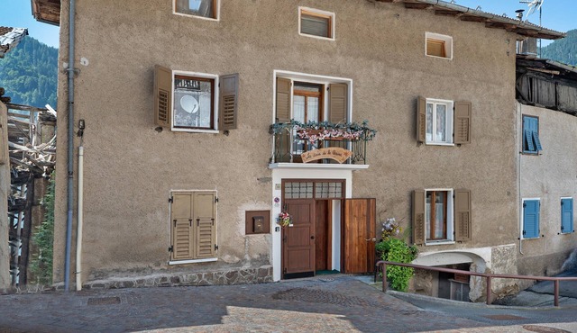 Holiday Home 'Casa della Rosina' with Mountain Views