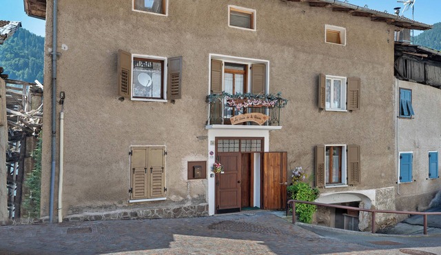 Holiday Home 'Casa della Rosina' with Mountain View