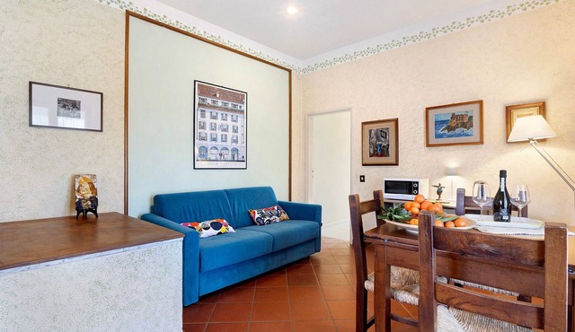 Holiday Home 'Casa Tra Gli Ulivi Vicino Al Mare' with Mountain View, Wi-Fi and Air Conditioning