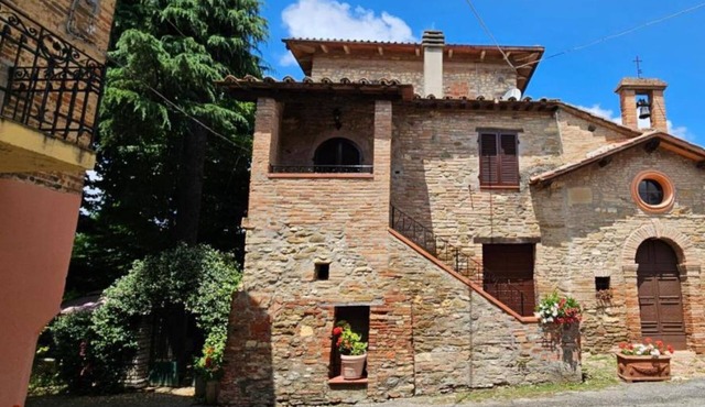 Holiday Home 'Cesare A Panicale' with Shared Pool, Wi-Fi and Air Conditioning