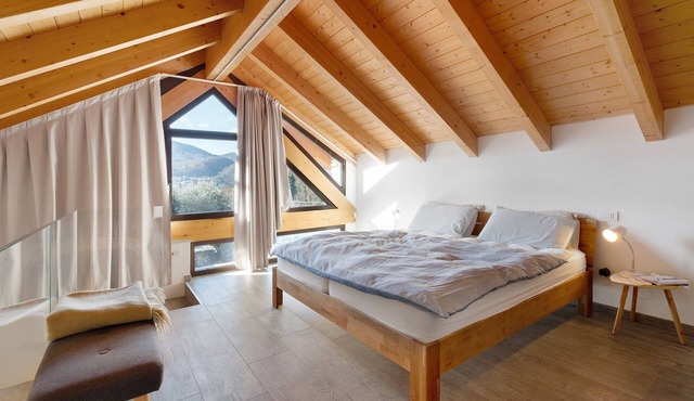 Holiday Home 'Charmingly Renovated Stone House' with Mountain View