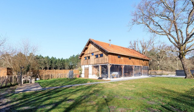 Holiday Home 'Cuicui Les P'tits Oiseaux' with Terrace, Garden and Wi-Fi