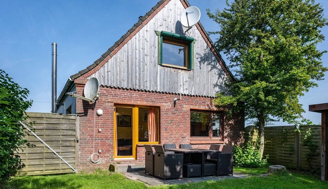 Holiday Home 'Cora' with Private Terrace, Private Garden and Wi-Fi