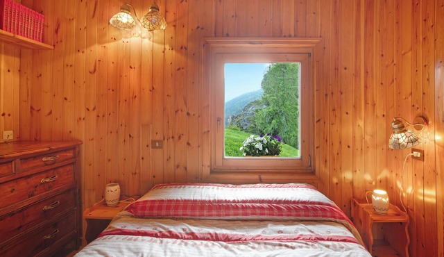 Holiday Home 'Dolce Casa Vicino A Bormio' with Mountain View, Private Garden and Wi-Fi