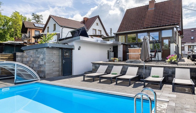 Holiday Home 'Eisfelder Blick' with Private Pool (May-Sep.), Private Terrace and Wi-Fi