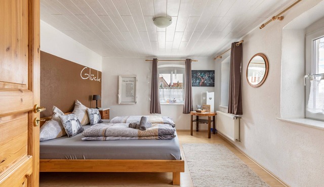 Holiday Home 'em Biehl' with Spacious Garden