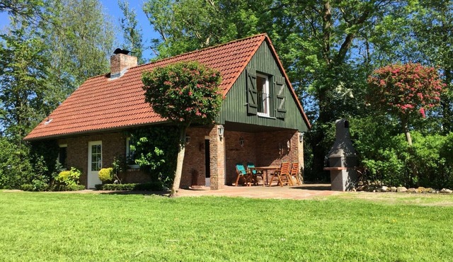 Holiday Home 'Gänsehaus' with Private Terrace and Private Garden