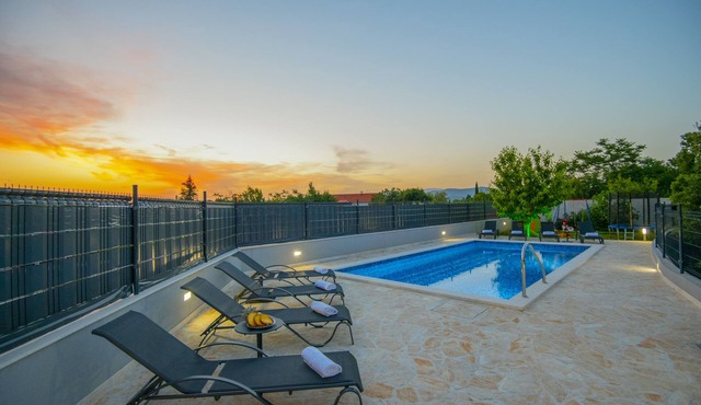 Holiday home VILLA "MILE"