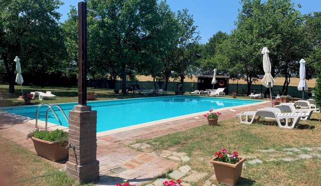 Holiday Home "Il Forcone" with Shared Pool & Wi-Fi