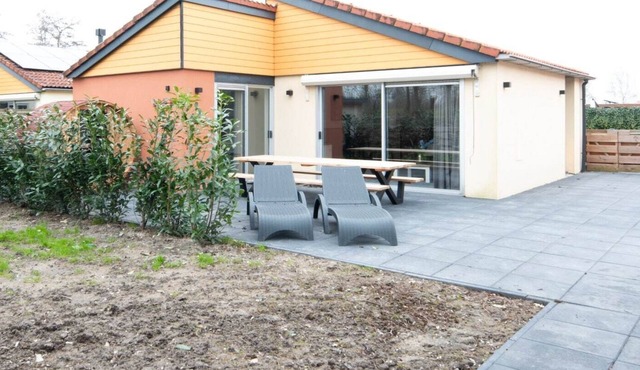 Holiday Home in Zevenhuizen with Sauna