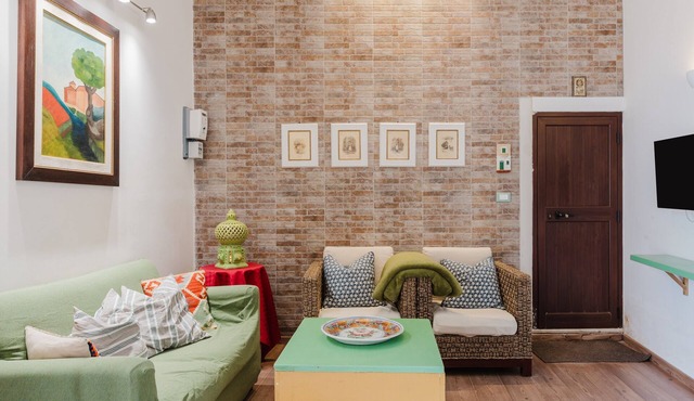 Holiday Home 'Roberta' with Sea View, Terrace, Air Conditioning & Wi-Fi
