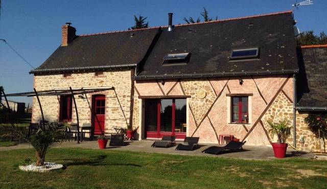Holiday Home 'La Chlogaro' with Private Pool, Private Terrace and Private Garden