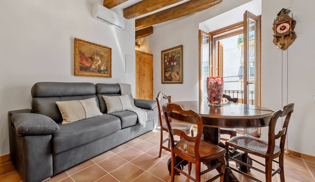Holiday Home 'La Quadra Rural Housing' with Private Terrace, Wi-Fi and Air Conditioning