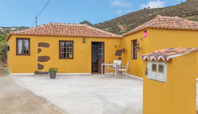 Holiday Home 'La Rehoya' with Sea View, Private Terrace and Wi-Fi