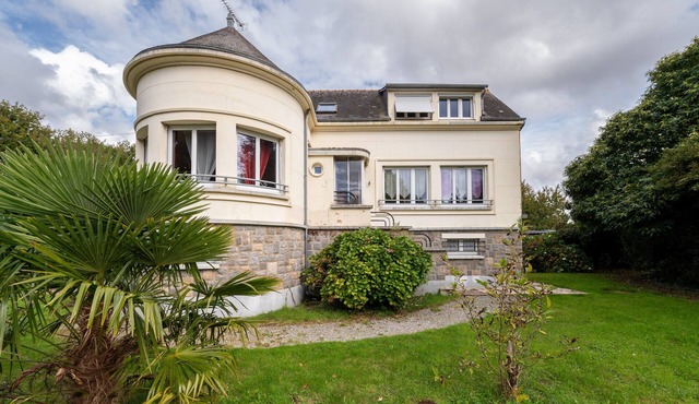 Holiday Home 'Maison Dans Le Morbihan' with Private Garden
