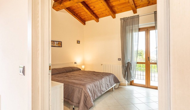 Holiday Home 'Numero 1' with Shared Garden