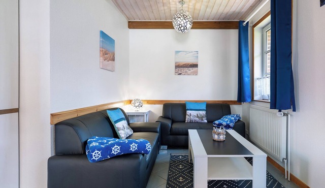 Holiday Home 'Robbe' with Shared Terrace and Wi-Fi