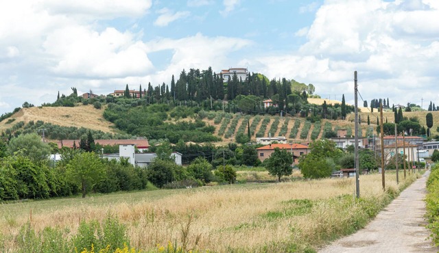 Holiday Home 'Sandra House Certaldo' with Private Garden and Wi-Fi