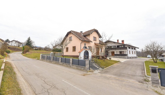 Holiday Home Toplica Natura with natural thermal Bath